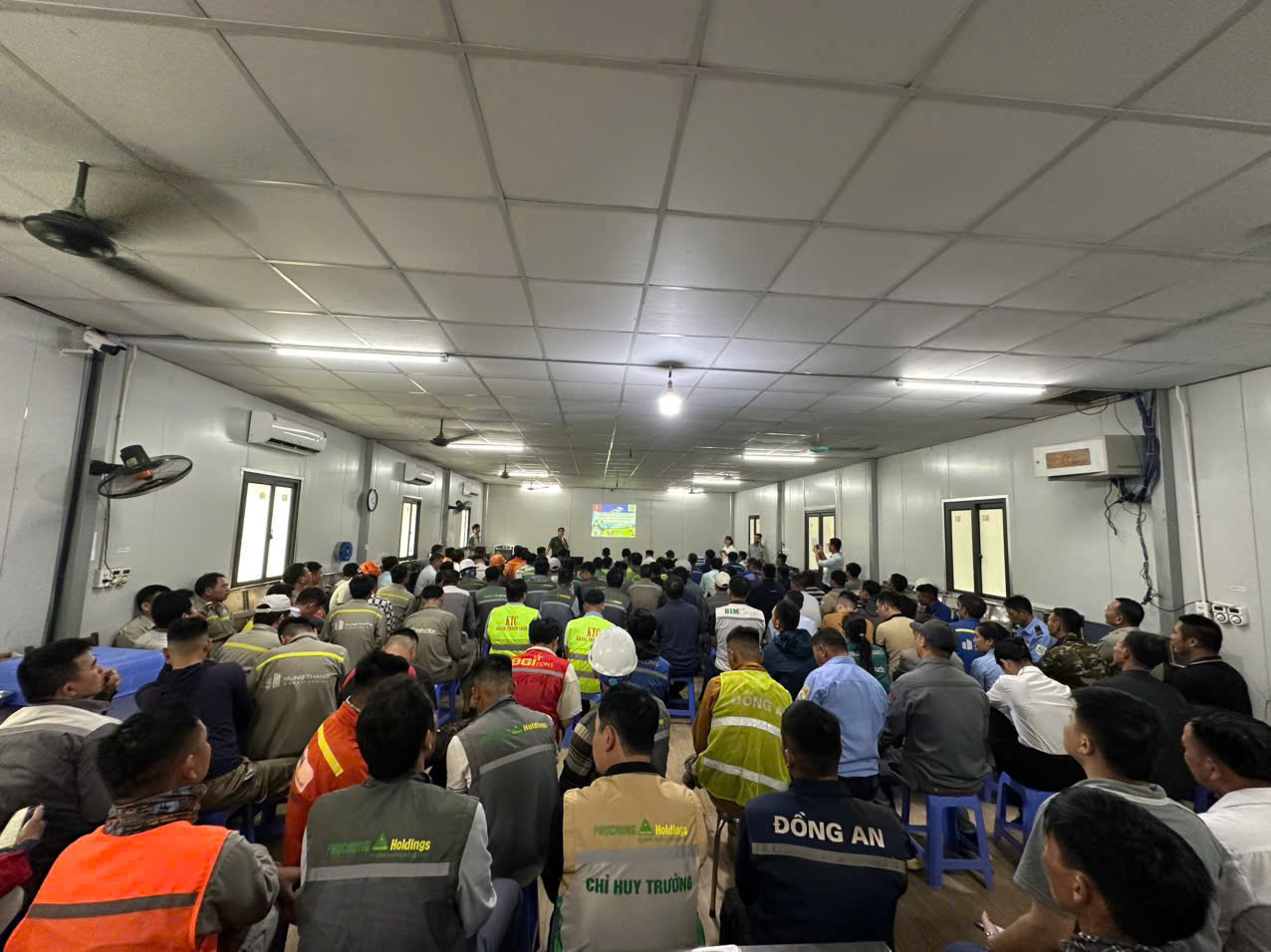 PHỤC HƯNG HOLDINGS PHỐI HỢP TỔ CHỨC HUẤN LUYỆN PHÒNG CHÁY CHỮA CHÁY & CỨU NẠN CỨU HỘ NĂM 2026 TẠI DỰ ÁN KHU BIỆT THỰ NGHỈ DƯỠNG CUỐI TUẦN VÀ DU LỊCH SINH THÁI THANH XUÂN, PHƯỜNG XUÂN HOÀ , TỈNH PHÚ THỌ