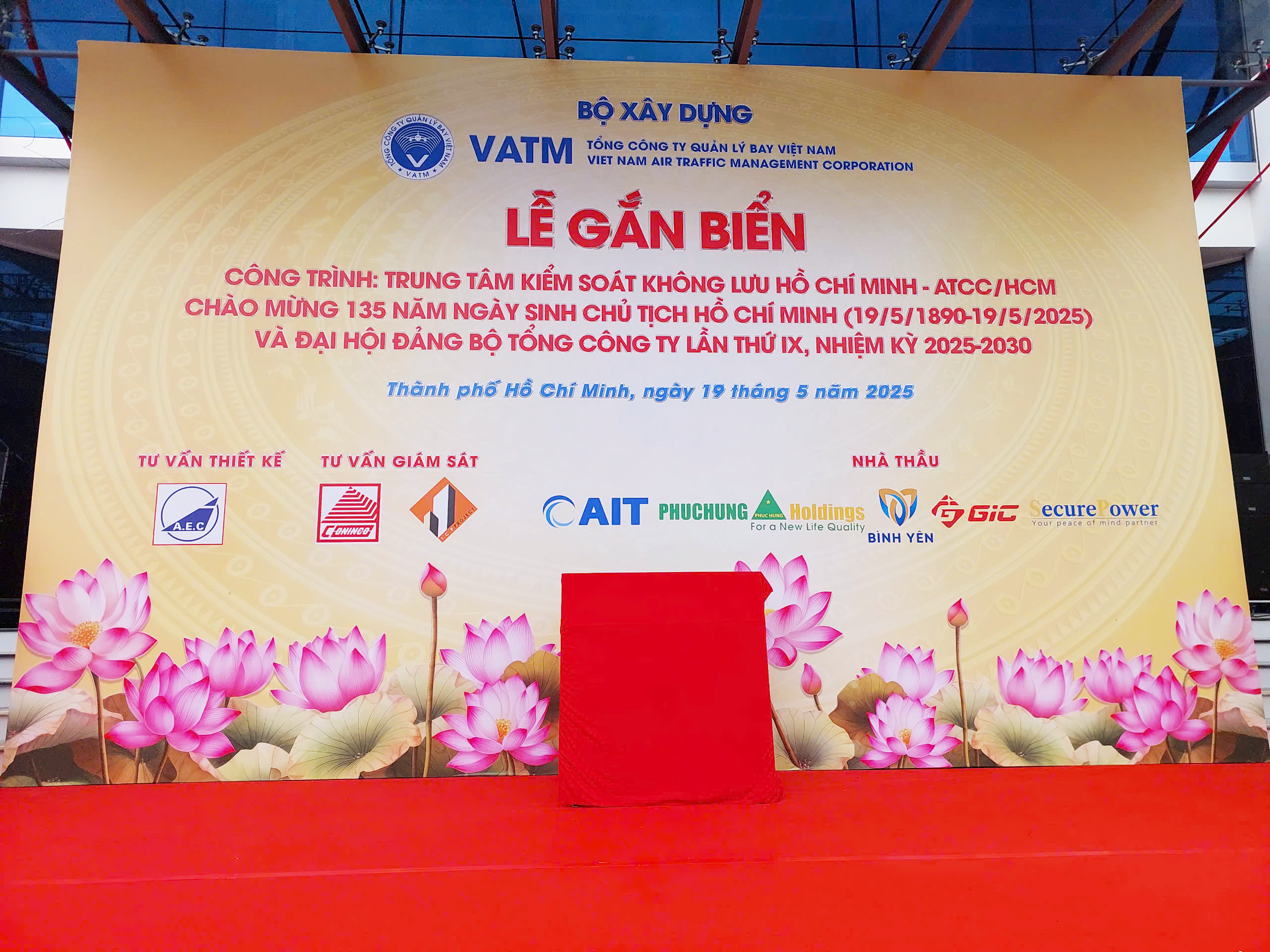 LỄ GẮN BIỂN CÔNG TRÌNH  TRUNG TÂM KIỂM SOÁT KHÔNG LƯU HỒ CHÍ MINH – ATCC/HCM