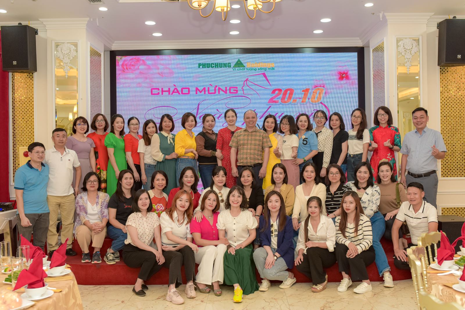 Tổ Chức Tham Quan Dã Ngoại Cho Nữ Công Đoàn Viên Phục Hưng Holdings Nhân Ngày Phụ Nữ Việt Nam 20/10