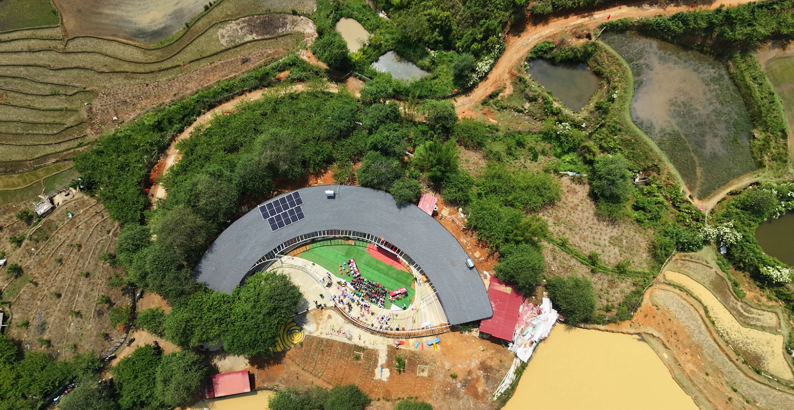 PHUC HUNG HOLDINGS DONATES AND INAUGURATES THE HOA HONG KINDERGARTEN PROJECT, LUNG CUNG SITE, NAM CO COMMUNE, LAO CAI PROVINCE
