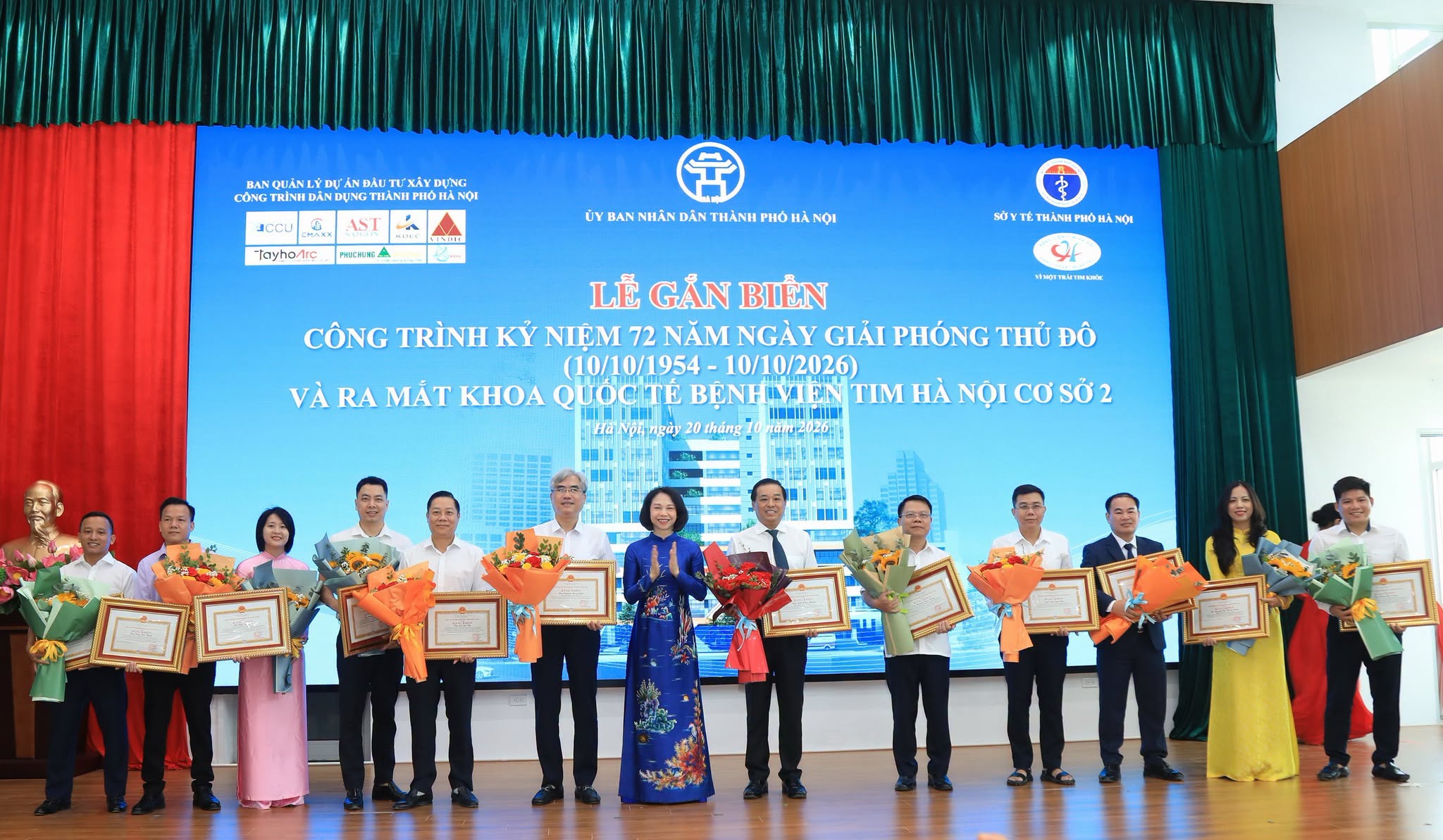 PHỤC HƯNG HOLDINGS THAM DỰ LỄ GẮN BIỂN CÔNG TRÌNH BỆNH VIỆN TIM HÀ NỘI CƠ SỞ 2