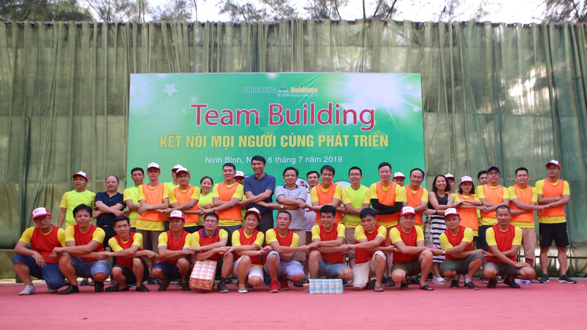 PHUC HUNG HOLDINGS 18 NĂM HÌNH THÀNH VÀ PHÁT TRIỂN