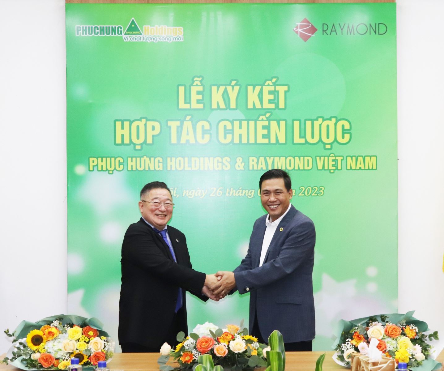 Phục Hưng Holdings ký kết hợp tác chiến lược với Raymond Việt Nam